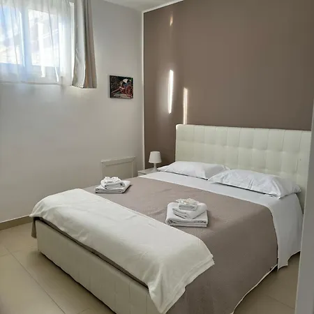 Four Naxos Bed & Breakfast *
