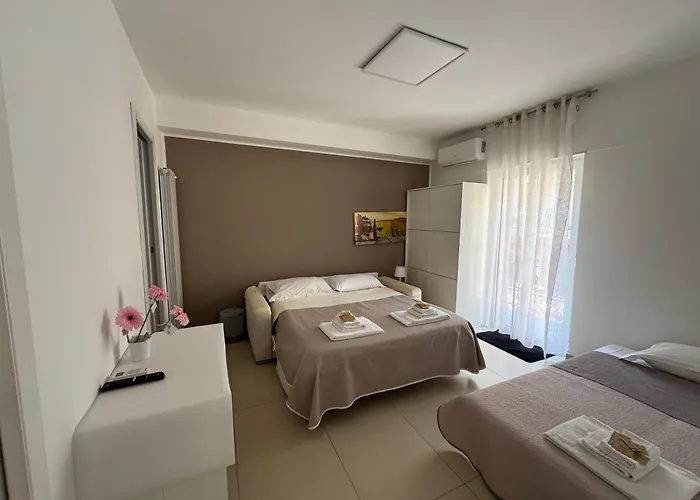 Bed & Breakfast Four Naxos